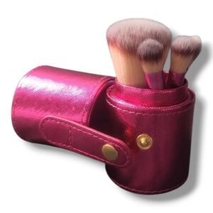 Isaac Mizrahi On The Go Brush Set